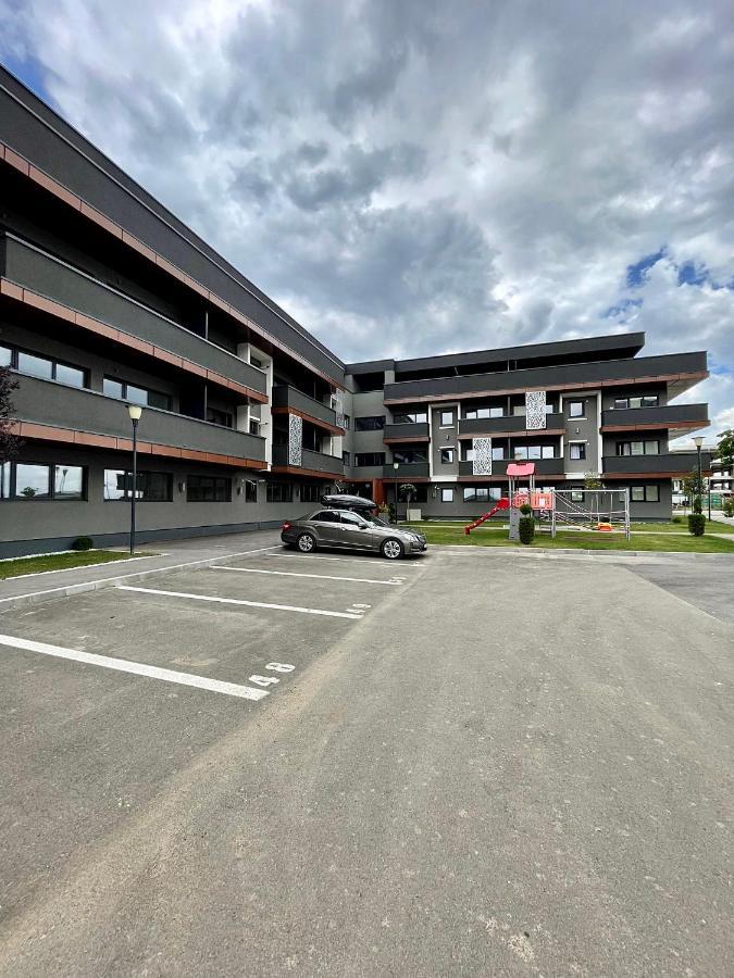 This Is Us Apartments Oradea Exterior foto